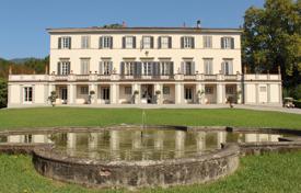24 odalılar villa 1350 m² Lucca'da, İtalya. Price on request