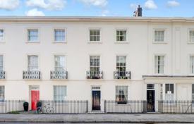 3 odalılar konak Londra'da, Birleşik Krallık. £1,675,000