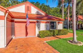 Şehir içinde müstakil ev – Delray Beach, Florida, Amerika Birleşik Devletleri. $450,000