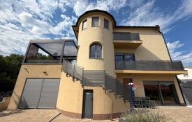12 odalılar şehir içinde müstakil ev 294 m² Općina Kostrena'da, Hırvatistan. 1,800,000 €
