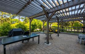 6 odalılar daire North York'da, Kanada. C$1,247,000