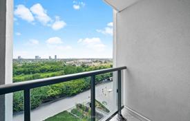 4 odalılar daire Etobicoke'de, Kanada. C$669,000