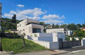 7 odalılar şehir içinde müstakil ev 298 m² Lovran'da, Hırvatistan. 1,390,000 €