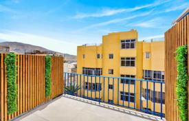 2 odalılar çatı dairesi 58 m² Los Cristianos'da, İspanya. 265,000 €
