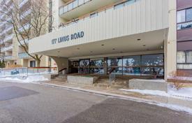 5 odalılar daire North York'da, Kanada. C$875,000