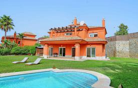 4 odalılar villa 235 m² Marbella'da, İspanya. 1,650,000 €