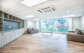 5 odalılar daire Scarborough'da, Kanada. C$775,000