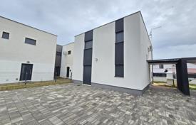 4 odalılar şehir içinde müstakil ev 120 m² Medulin'de, Hırvatistan. 415,000 €