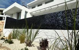 7 odalılar villa 350 m² Agios Tychonas'da, Kıbrıs. 1,900,000 €