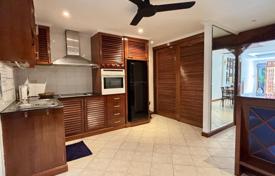 3 odalılar villa 240 m² Pattaya'da, Tayland. $215,000