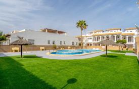 Yazlık ev – Dehesa de Campoamor, Orihuela Costa, Valencia,  İspanya. 141,000 €
