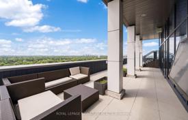 5 odalılar daire North York'da, Kanada. C$924,000