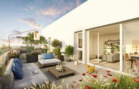 New residential complex with apartments Ile-de-France'de, Fransa. Min.349,000 €