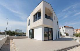 5 odalılar şehir içinde müstakil ev 191 m² Srima'da, Hırvatistan. 690,000 €
