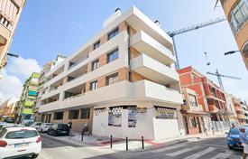3 odalılar daire 150 m² Torrevieja'da, İspanya. 495,000 €