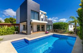 4 odalılar yazlık ev 315 m² Calpe'de, İspanya. 1,300,000 €