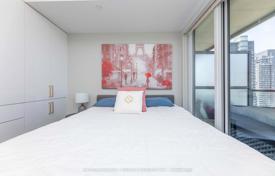 6 odalılar daire Etobicoke'de, Kanada. C$967,000