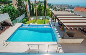 5 odalılar yazlık ev 400 m² Agios Tychonas'da, Kıbrıs. 3,000,000 €