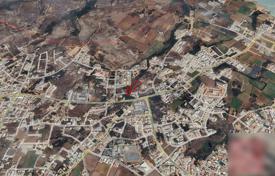 Arsa Famagusta'da, Kıbrıs. 600,000 €