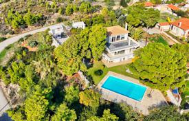 8 odalılar villa 342 m² Korinthia'da, Yunanistan. 790,000 €