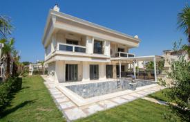 Villa – Kuşadası, Aydin, Türkiye. $781,000