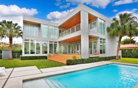 Villa – Key Biscayne, Florida, Amerika Birleşik Devletleri. $3,800,000