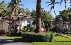 Villa – Coral Gables, Florida, Amerika Birleşik Devletleri. $1,699,000