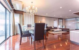 3 odalılar kondominyumda daireler Sathon'da, Tayland. $3,060 haftalık