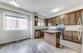 7 odalılar konak Scarborough'da, Kanada. C$1,553,000