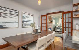 4 odalılar konak Old Toronto'da, Kanada. C$1,744,000