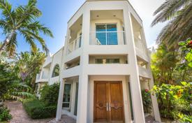 Villa – Golden Beach, Florida, Amerika Birleşik Devletleri. $3,200,000