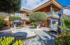 Villa – Adeje, Santa Cruz de Tenerife, Kanarya Adaları,  İspanya. 2,600,000 €