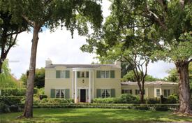 7 odalılar villa 406 m² Coral Gables'da, Amerika Birleşik Devletleri. $1,995,000