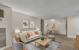3 odalılar daire Scarborough'da, Kanada. C$773,000