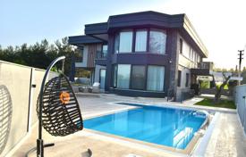Şehir içinde müstakil ev – Döşemealtı, Antalya, Türkiye. $986,000