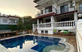 5 odalılar villa 200 m² Fethiye'de, Türkiye. $347,000