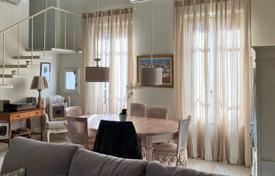 9 odalılar daire 165 m² Siena'da, İtalya. 750,000 €