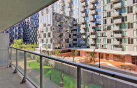 6 odalılar daire North York'da, Kanada. C$785,000
