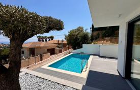 3 odalılar dağ evi 280 m² Lloret de Mar'da, İspanya. 795,000 €