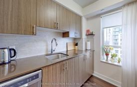 5 odalılar daire Etobicoke'de, Kanada. C$893,000
