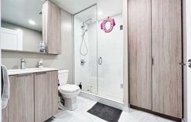 4 odalılar daire Etobicoke'de, Kanada. C$769,000