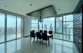 3 odalılar kondominyumda daireler Khlong Toei'de, Tayland. $2,900 haftalık