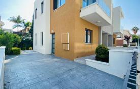 2 odalılar konak Limassol (city)'da, Kıbrıs. 690,000 €