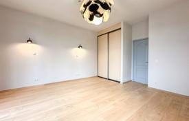 3 odalılar daire 96 m² Zemgale Suburb'da, Letonya. 169,000 €