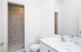 3 odalılar konak Toronto'da, Kanada. C$1,768,000