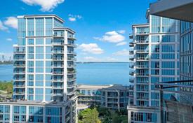 2 odalılar daire Lake Shore Boulevard West'da, Kanada. C$788,000