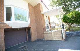 11 odalılar konak Scarborough'da, Kanada. C$1,438,000