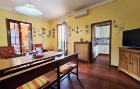 3 odalılar villa 412 m² Capannori'de, İtalya. 850,000 €