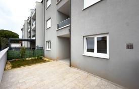 2 odalılar daire 63 m² Peroj'da, Hırvatistan. 280,000 €