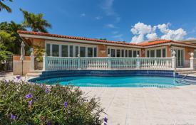 Villa – Surfside, Florida, Amerika Birleşik Devletleri. 4,503,000 €